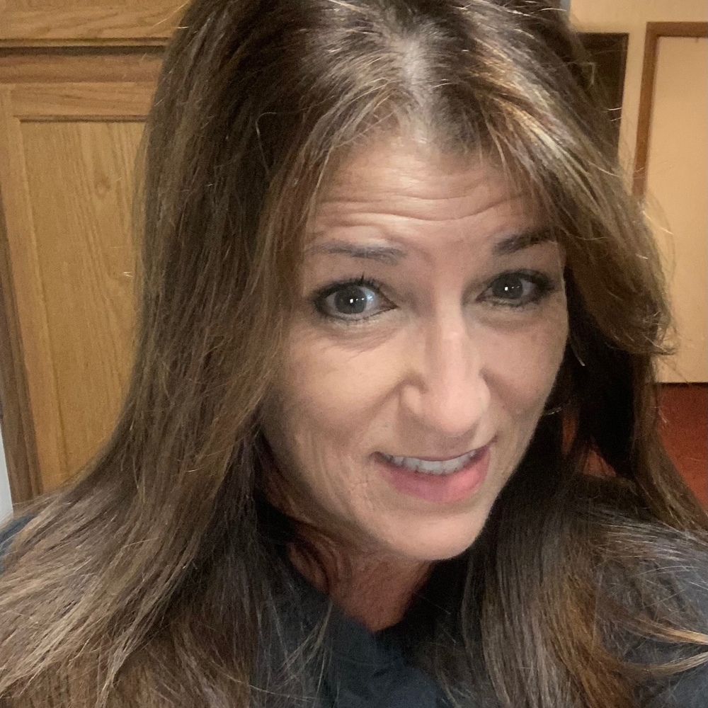 Meet your Posher, Julie
